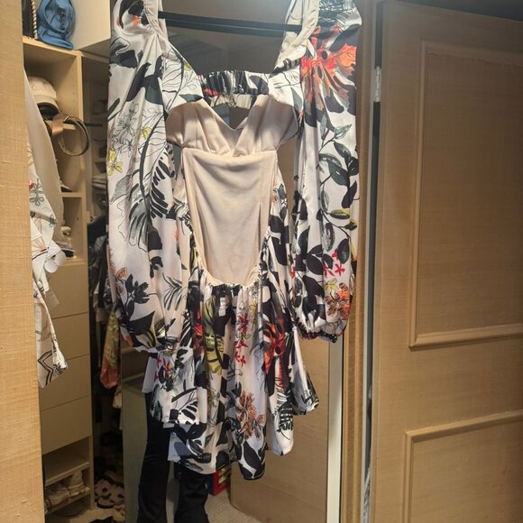 Katie May The Romantic Floral OpenBack Minidress - Picture 3 of 3